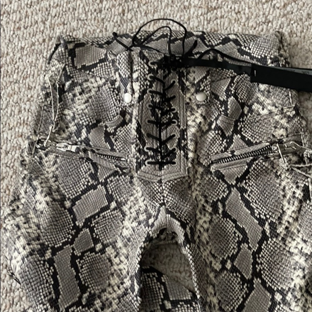 Leather skinny pants (excellent quality)